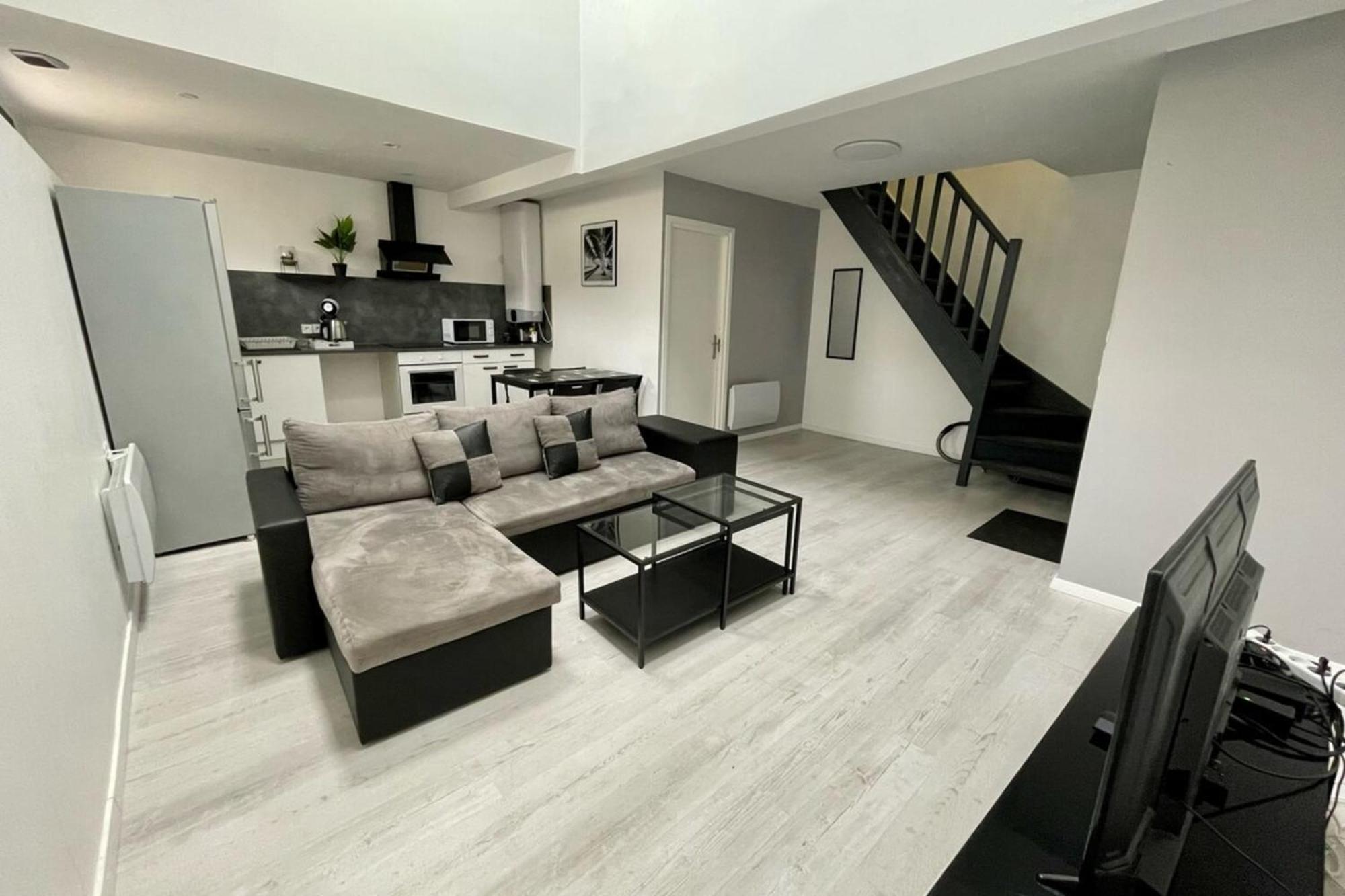 Duplex Montereau Centre - Chez Marc Apartment ภายนอก รูปภาพ